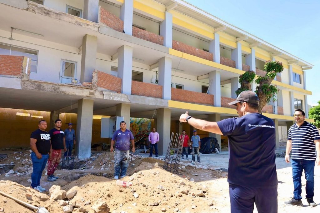 Colegio Mayor de Barranquilla para señoritas, a punto de abrir