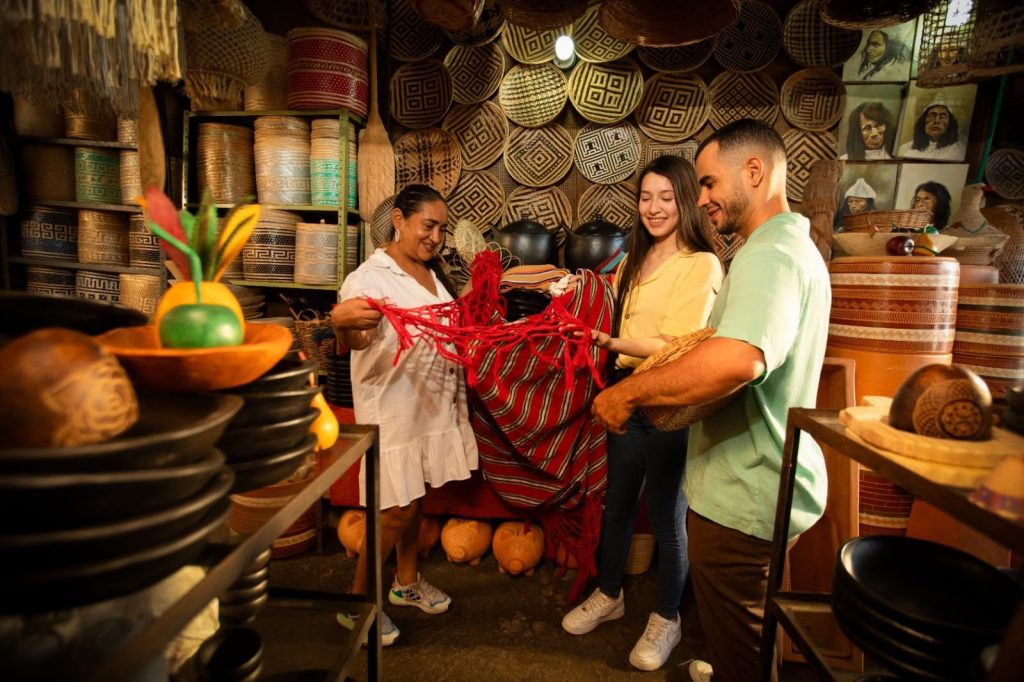 Colombia impulsa el comercio justo en el turismo