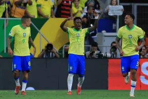 Colombia puso la emoción y Vinicius hizo el gol agónico para victoria de Brasil