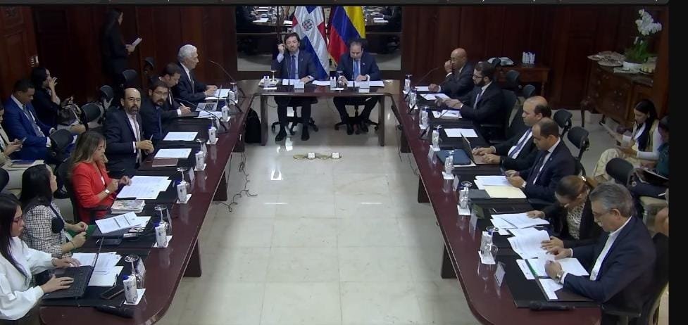 Colombia y República Dominicana buscan fortalecer relación de comercio e inversión