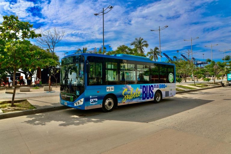 ¡Comenzó a rodar el primer bus eléctrico en Santa Marta!