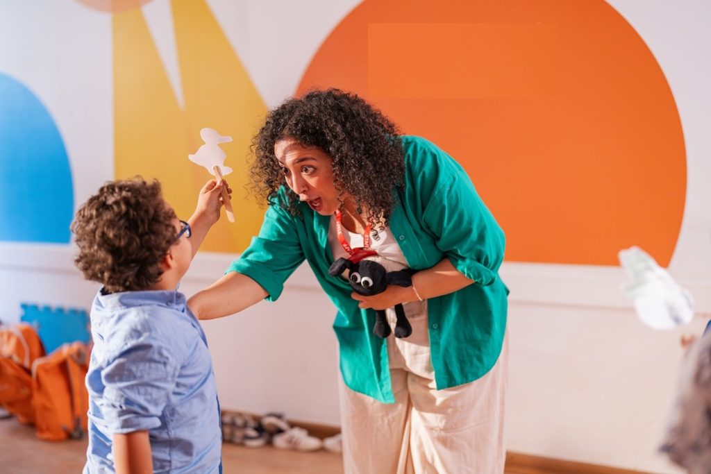 Con nuevas herramientas refuerzan la protección integral de las infancias en colegios del país
