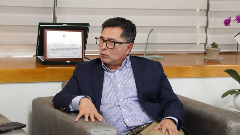 Concurso de curadores tiene nuevo plazo de inscripción