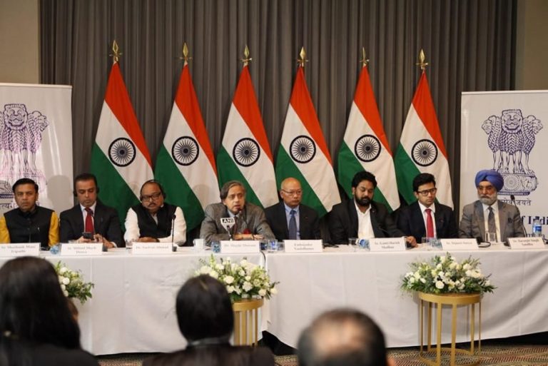 Delegación de la India recorre América con un mensaje de paz