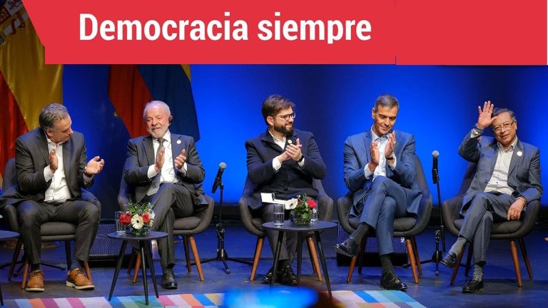 Democracia Siempre
