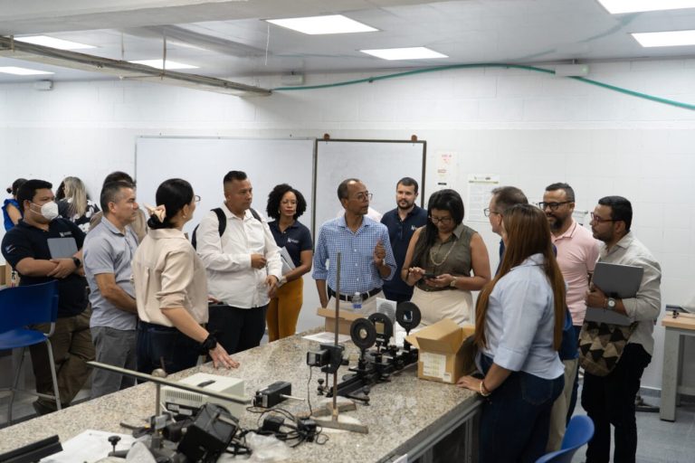 Destacan inversiones en pro de la calidad en la Universidad del Atlántico
