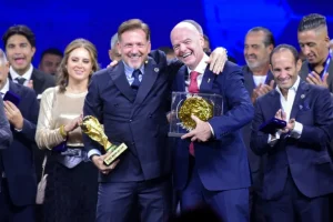 Domínguez celebra 10 años al frente de la Conmebol acompañado de Infantino