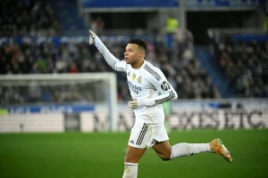 El Real Madrid suda para ganar al Alavés pero Xabi Alonso puede respirar