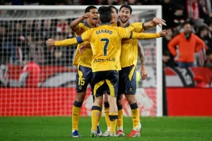 El Villarreal gana en Bilbao y se escapa del Atlético en pulso por el tercer puesto