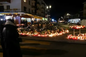 Emotivo homenaje en Suiza a las víctimas del incendio de Año Nuevo