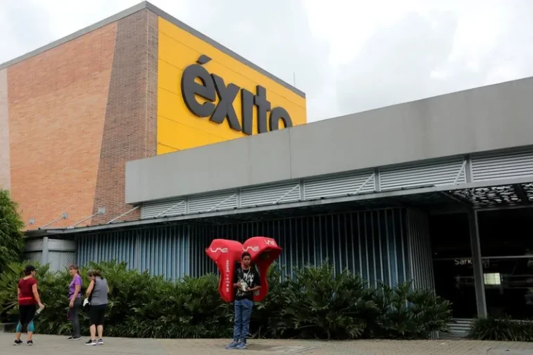 En el primer trimestre de 2025 Grupo Éxito registró ingresos consolidados de $5.4 billones