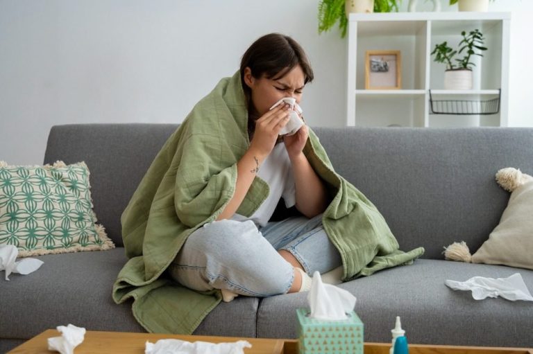 Expertos recomiendan testeo y vacunación contra la influenza