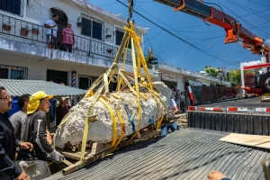Extraen una osamenta humana de casi 3.000 años en El Salvador
