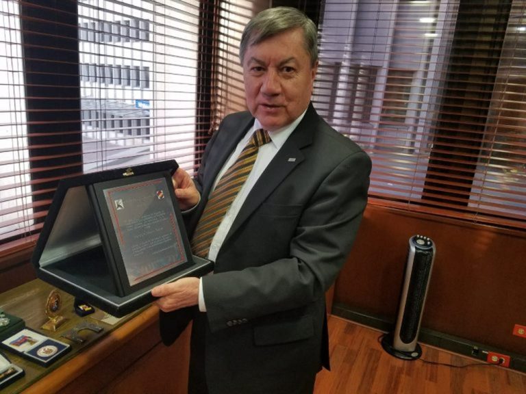 Fernando Barrero Chaves entregó su tesoro al CPB: su máquina Hermes 9