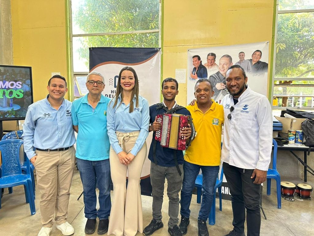 Fundación Cocha Molina entrega 30 becas musicales a estudiantes en Valledupar