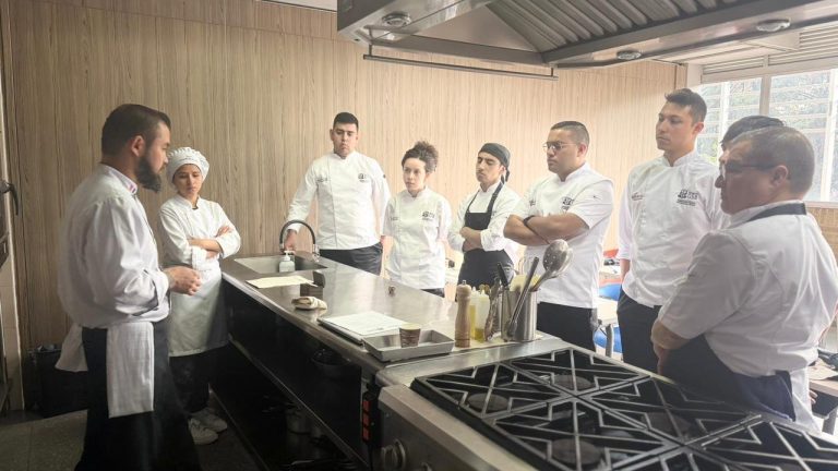Galenos Restaurante y la Universidad del Rosario: mayor excelencia gastronómica con la 2a cohorte de Fundamentos de Alta Cocina