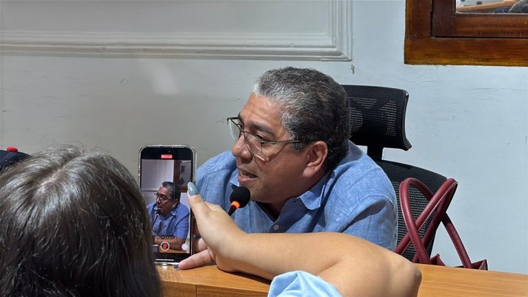 “Gobernación del Magdalena dejó vencer recursos para hospitales en Pijiño y San Zenón”: Diputado Noya