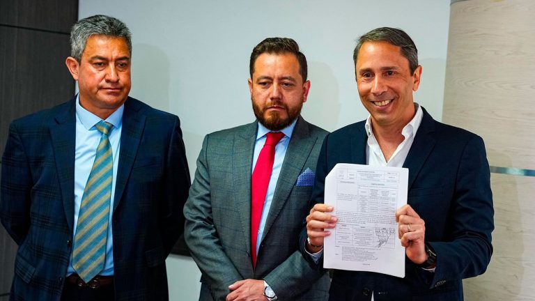 Gobierno Nacional firma acta de inicio de ampliación de la Autopista Norte en Bogotá