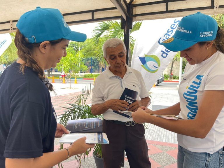“Ilumina tu Ahorro”: la campaña en Barranquilla que enseña a pagar menos en la factura de energía