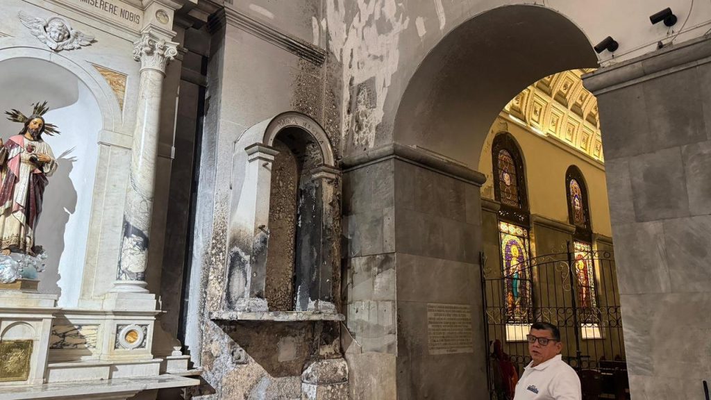 Incendio en Catedral de Santa Marta no afectó personas ni causo daños patrimoniales