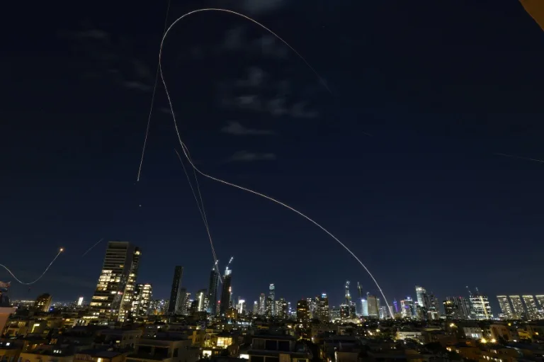 Israel recurre a la IA para perfeccionar su sistema de alerta de ataques aéreos