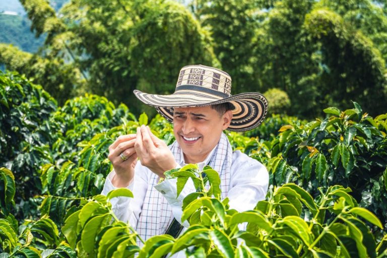 Jorge Celedón lanzó su marca de café: Ay Ombe, con cinco aromas para degustar
