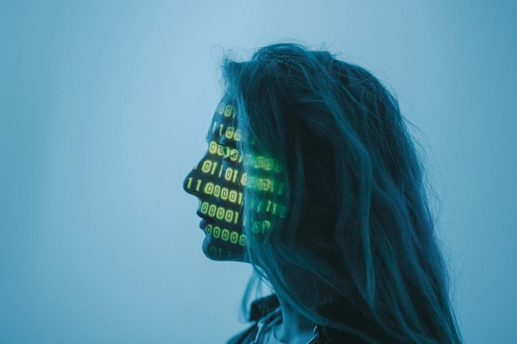 La IA agéntica transforma la operación digital de las empresas