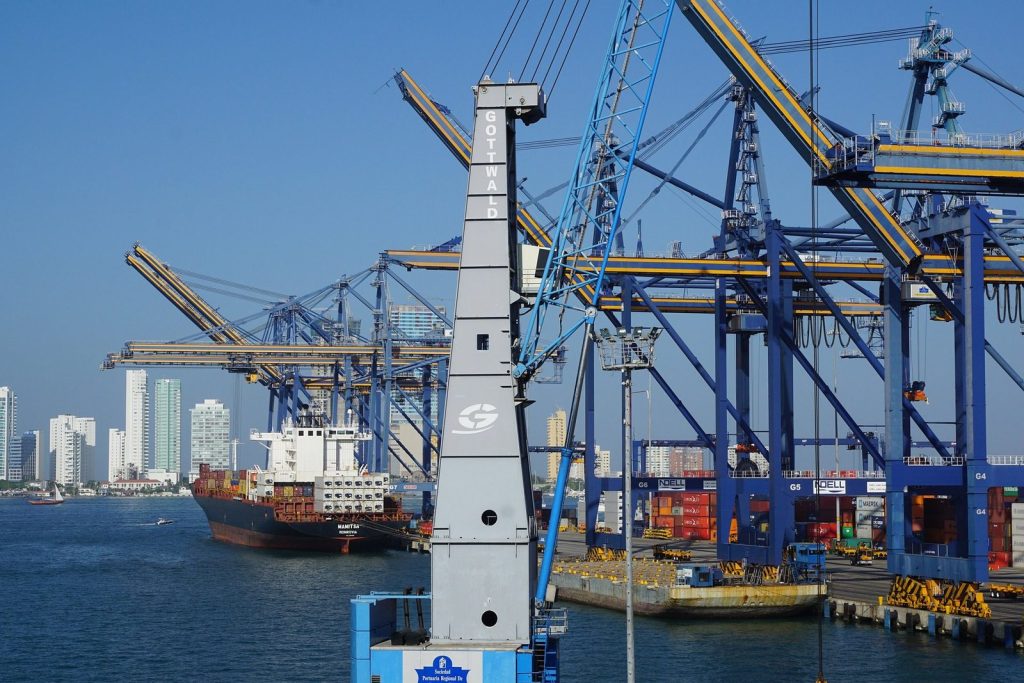 La importancia de la tercerización de servicios en puertos del Caribe colombiano