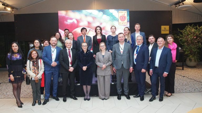 Las manzanas europeas conquistan Bogotá: de Polonia para el mundo