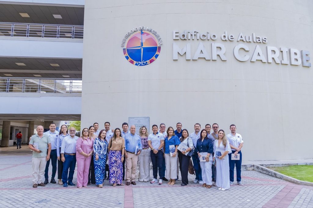 Líderes atienden el llamado de Unimagdalena para transformar a Santa Marta rumbo a sus 500 años
