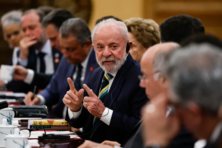 Lula promulga ley para aumentar cuotas de personas de raza negra en empleos públicos