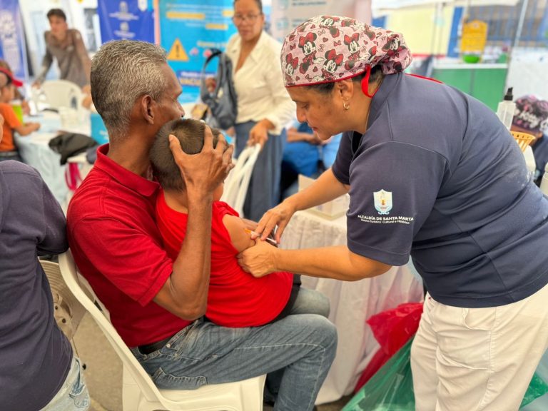 Más de 600 menores de 9 años han sido vacunados contra el dengue en Santa Marta
