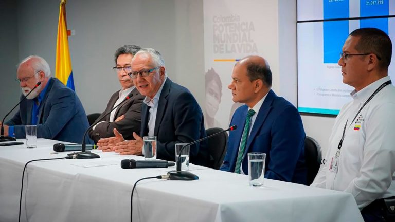 Minsalud fue denunciado ante Fiscalía por presunto fraude a decisiones de la Corte Constitucional