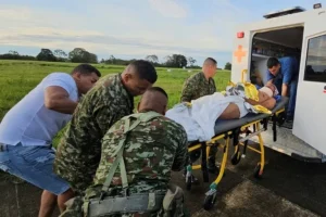 Mueren nueve soldados al caer vehículo a un abismo; otros 20 están heridos