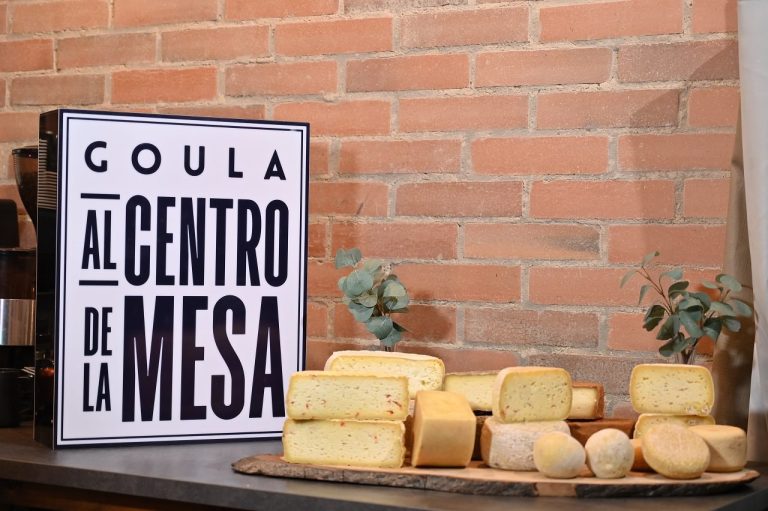 Nace Goula el Centro de la Mesa