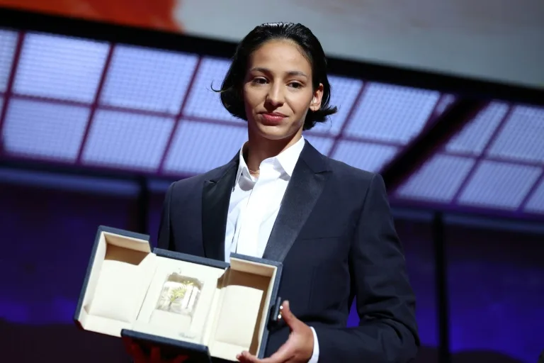 Nadia Melliti, premio a la mejor actriz en Cannes, descubierta en un casting en la calle
