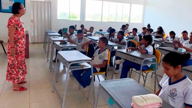 Nueva dotación escolar por $2.600 millones para más de 8.600 estudiantes en Tierralta, Córdoba
