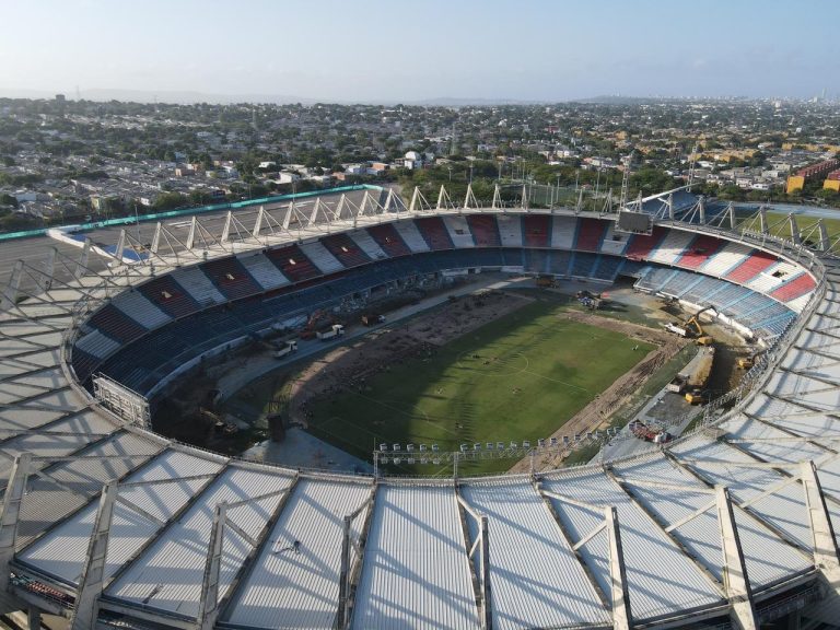 Nueva vida para la grama del Metropolitano de Barranquilla