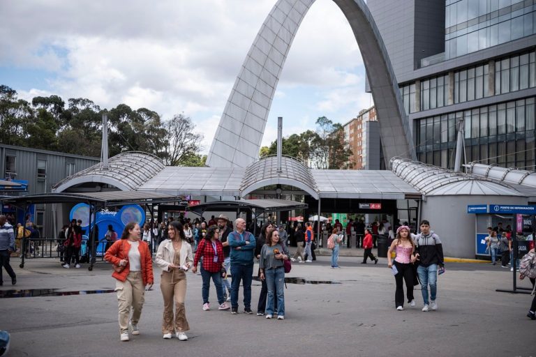 ¡Oiga..toque..huela..mire y lea! Arranca este martes la edición 38 de la FILbo 2026: India país invitado