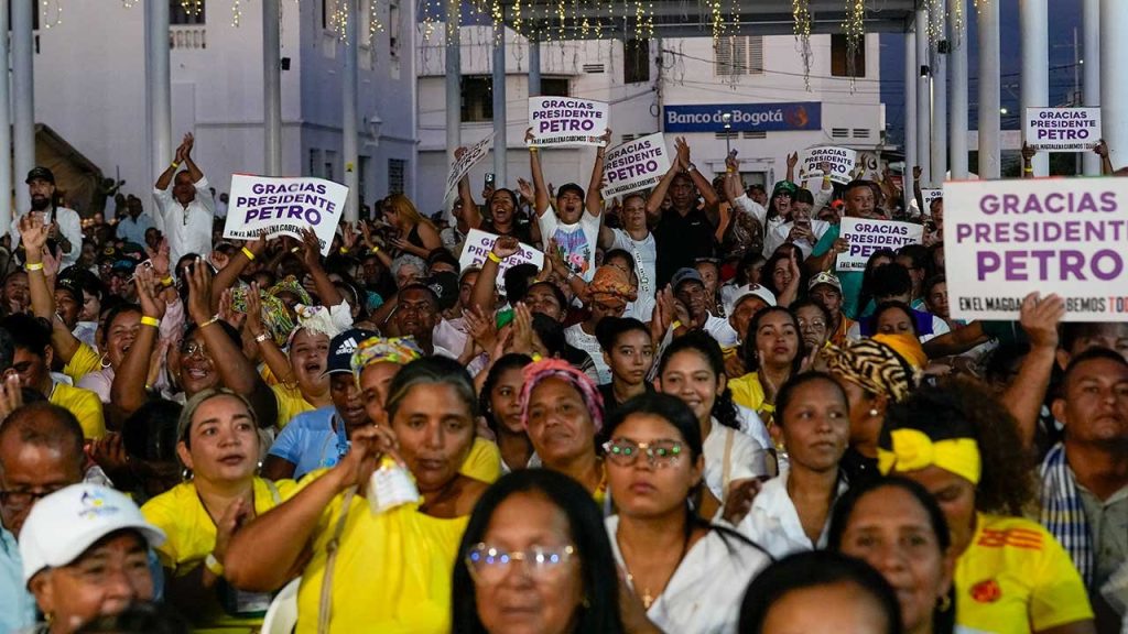Petro asigna gran tarea de inspección a Mintrabajo para velar por aplicación de reforma laboral