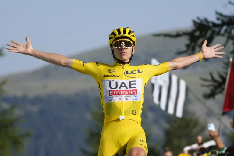 Pogačar listo para el Tour de Francia tras ganar el Critérium del Dauphiné