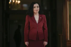 Presidenta de Kosovo disuelve el Parlamento y anuncia elecciones legislativas