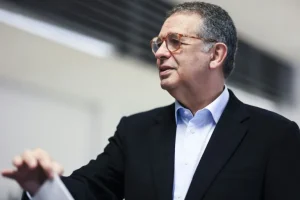 Socialista moderado vence a la ultraderecha y llega a la presidencia de Portugal