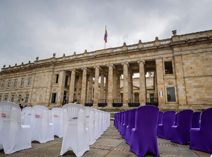 Subsisten vacíos en la representación política de las mujeres en Colombia
