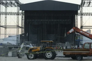 Un trabajador muere en accidente durante montaje de show de Shakira en Rio
