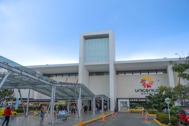 Unicentro Bogotá celebra 50 años con “Días Dorados”: la nueva forma de vivir el retail en la ciudad