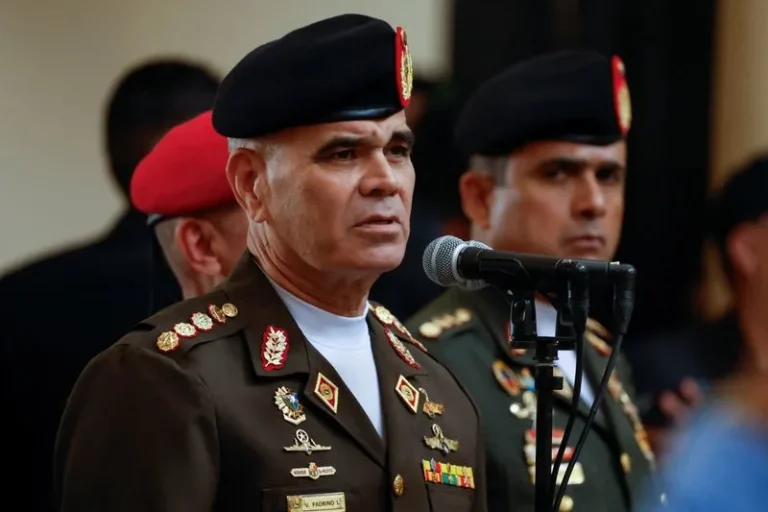 Venezuela designa nuevo ministro de Defensa