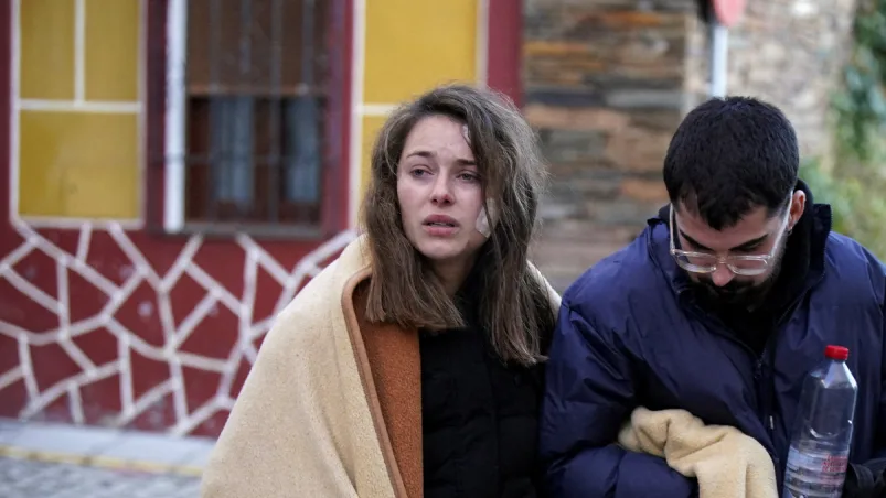 “Vimos cómo moría gente alrededor, pero no podíamos hacer nada”: sobrevivientes del choque de trenes