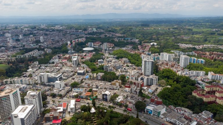 Ciencuadras.com activa plan de apoyo a familias y constructoras tras el terremoto