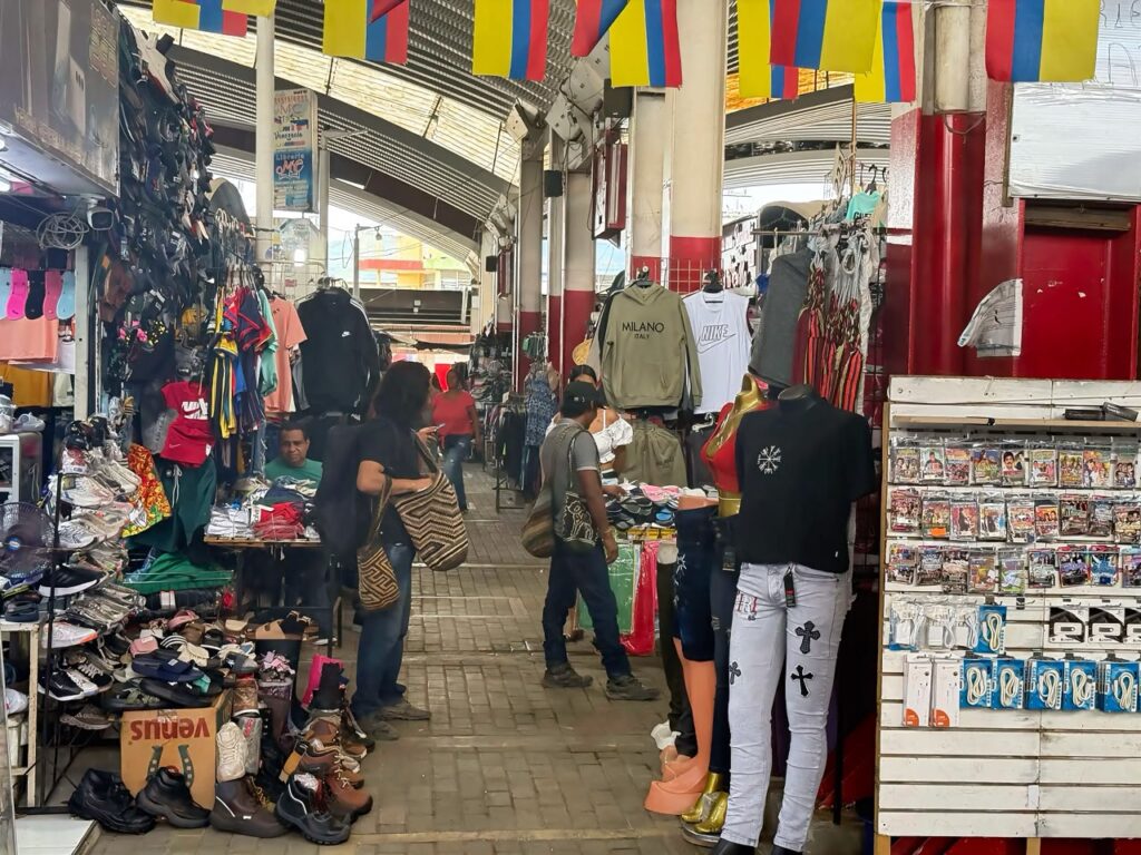 Mercado Público de Santa Marta opera al 100% y con más de 1.100 comerciantes activos